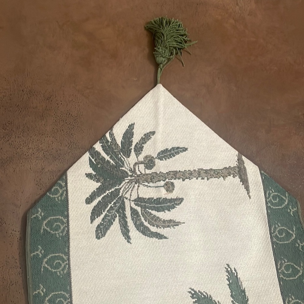 Palm Tree Table Runner - Picture 9 of 11